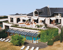 hotel luccotel loches piscine famille